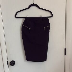 Elegant Black Pencil Skirt